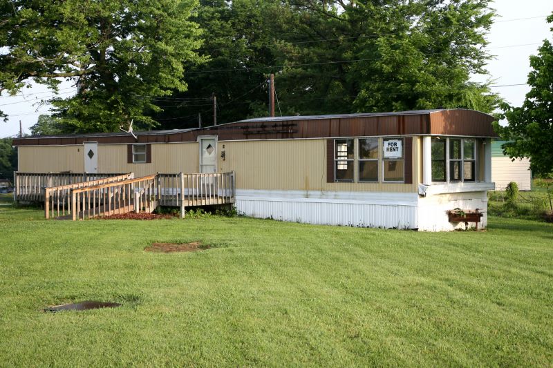 Cost of Mobile Home Skirting — Cost of Mobile Home Skirting